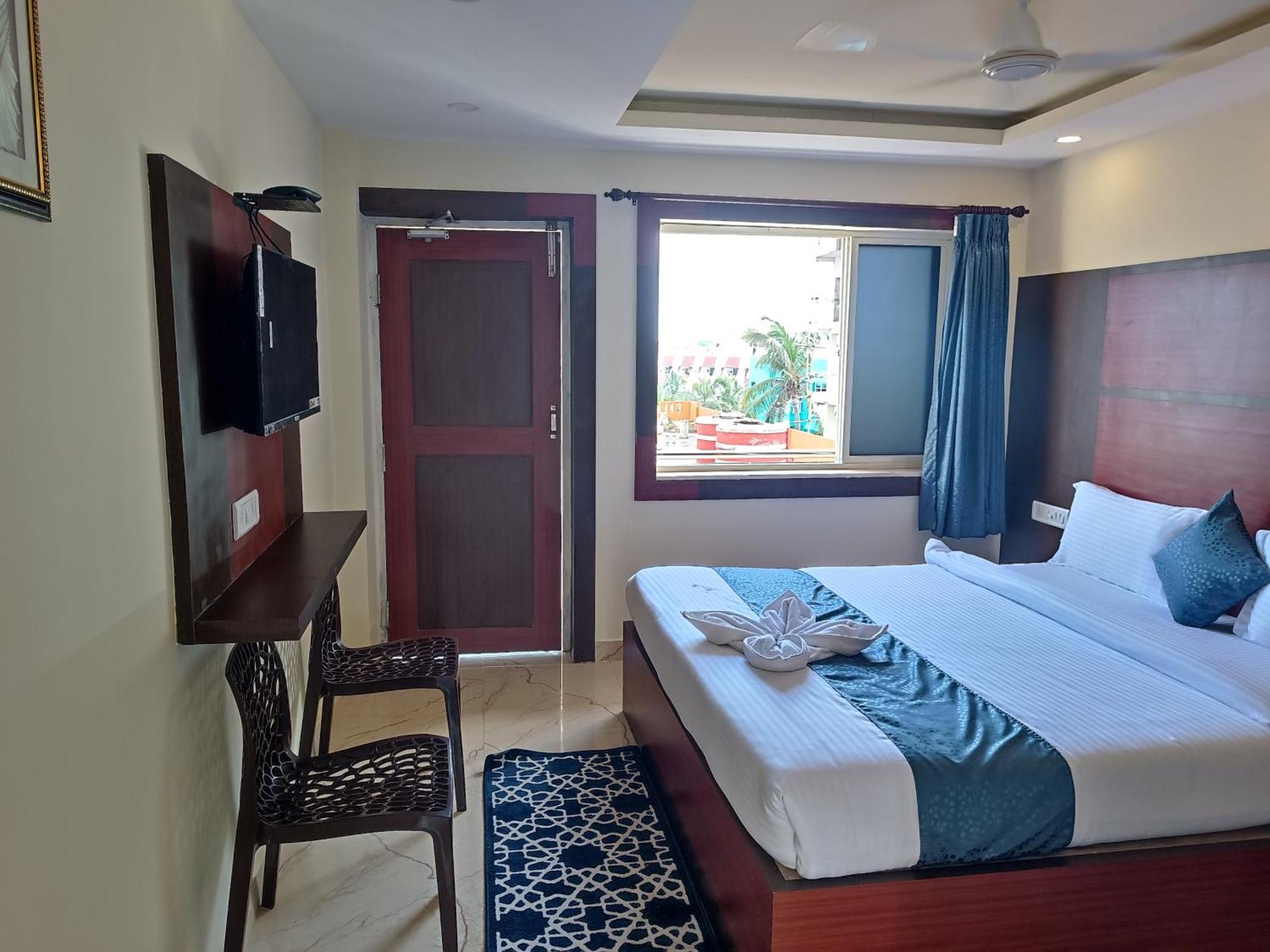 Mom Hotel - Unit Of Mom Hotel Puri Luaran gambar
