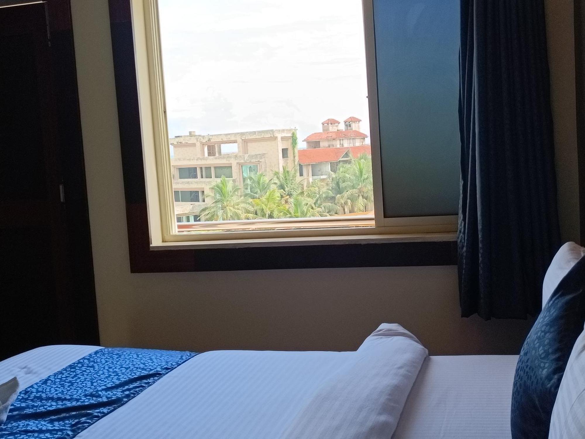 Mom Hotel - Unit Of Mom Hotel Puri Luaran gambar