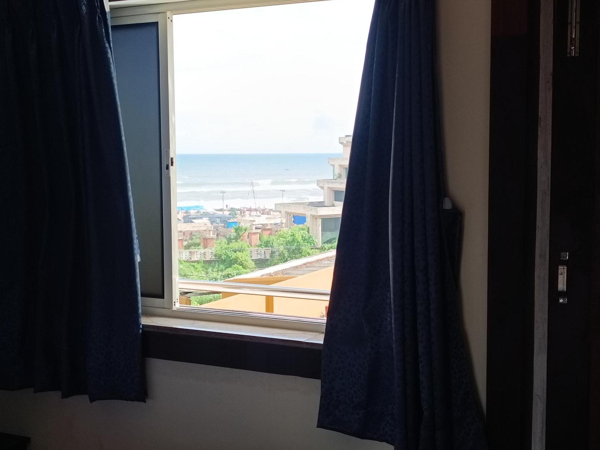 Mom Hotel - Unit Of Mom Hotel Puri Luaran gambar